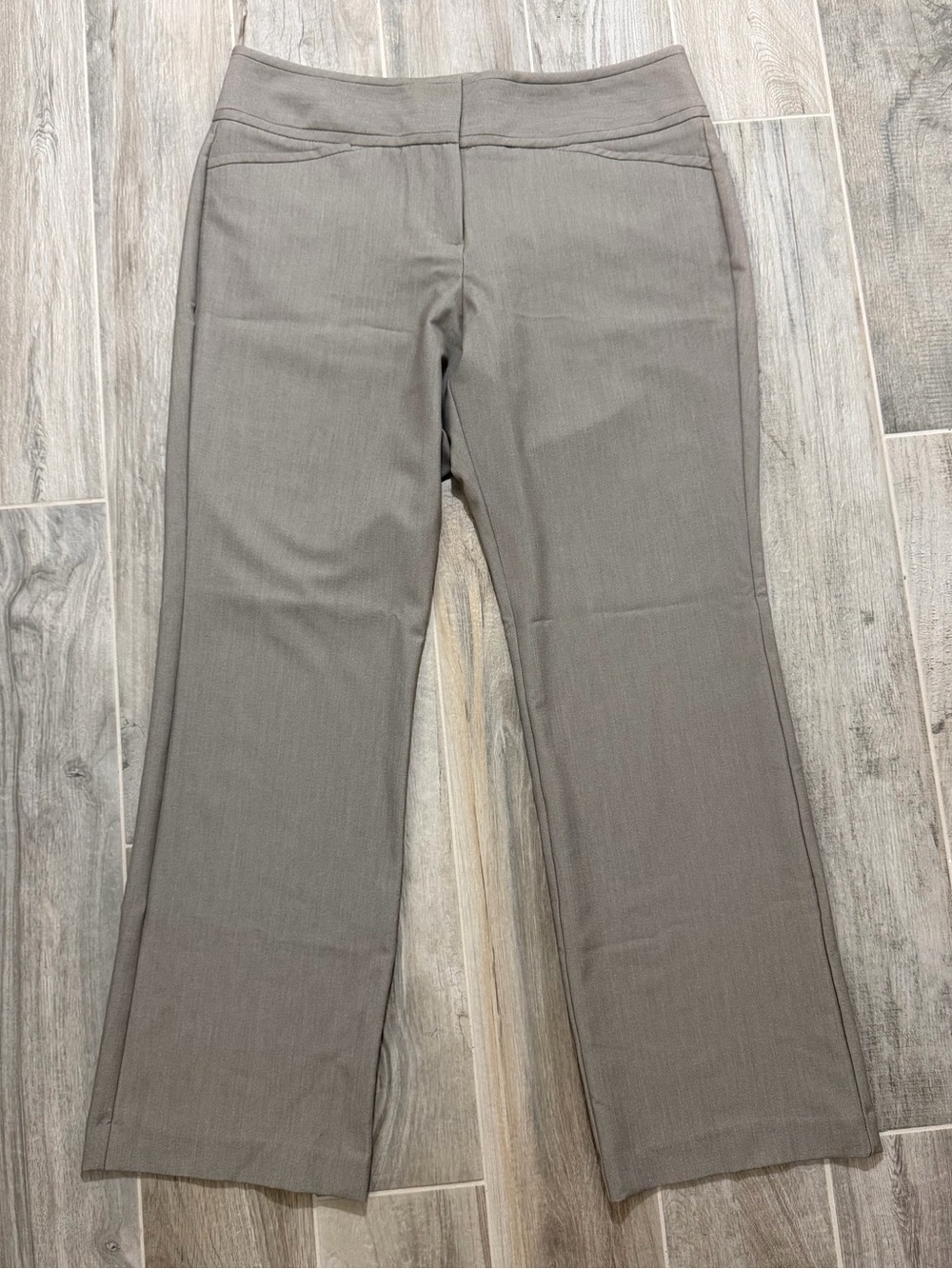 Elle Mid Rise Slim Taupe Boot-Cut Trouser Pants Size 16